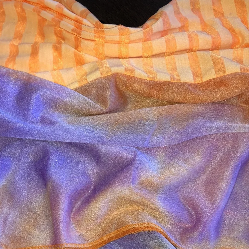 N/A orange stripes
